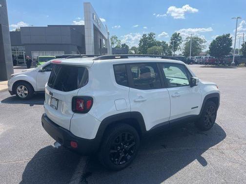 2017 Jeep Renegade Altitude
