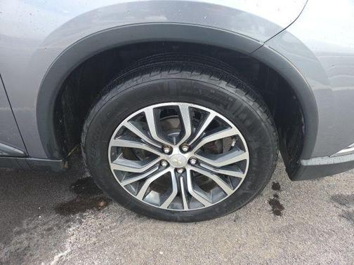 2016 Mitsubishi Outlander SE