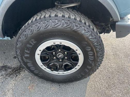 2022 Ford Bronco Base