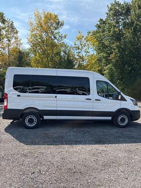 2025 Ford Transit-350 XL