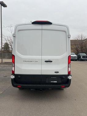 2025 Ford Transit-250 148 WB Medium Roof Cargo