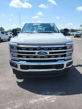 2025 Ford F-350 Lariat Super Duty