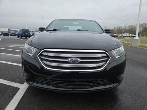 Shadow Black 2016 Ford Taurus SEL