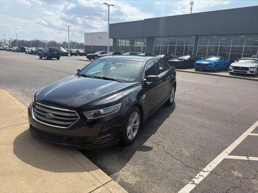 Shadow Black 2016 Ford Taurus SEL