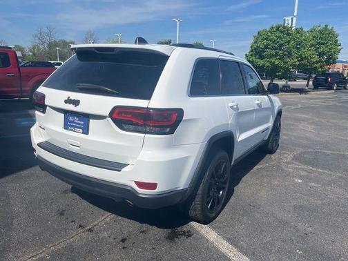 2015 Jeep Grand Cherokee Laredo