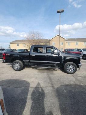 2025 Ford F-350 Lariat Super Duty