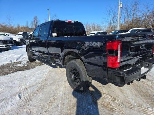 2025 Ford F-350 Lariat Super Duty