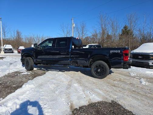 2025 Ford F-350 Lariat Super Duty