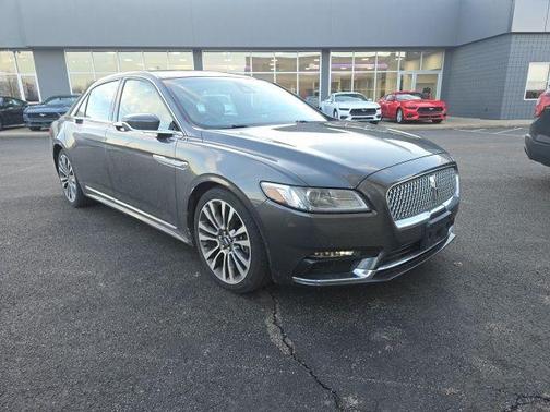 2017 Lincoln Continental Select