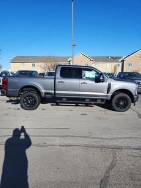 2025 Ford F-350 Lariat Super Duty