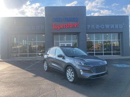 2022 Ford Escape Titanium