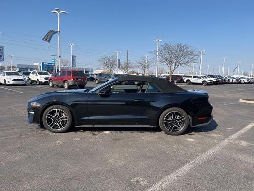 2022 Ford Mustang EcoBoost Premium