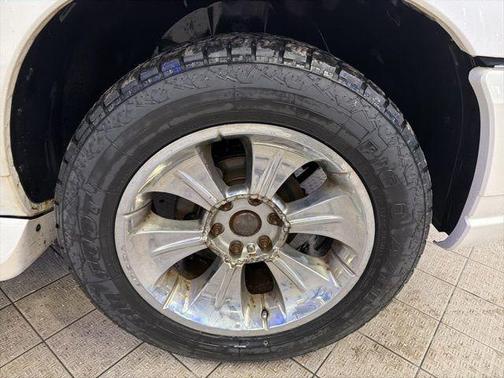 2002 Cadillac Escalade EXT Base