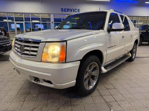 2002 Cadillac Escalade EXT Base