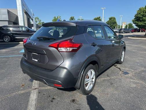 2019 Nissan Kicks S