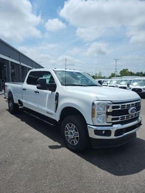 2025 Ford F-350 XLT