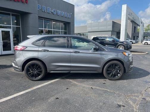 2024 Ford Edge ST Line