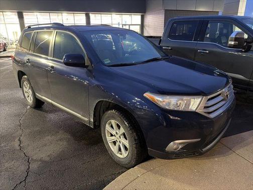 2011 Toyota Highlander Base