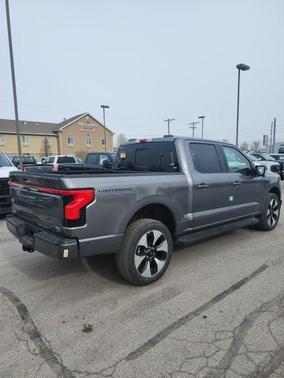 2025 Ford F-150 Lightning Platinum