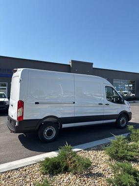 2025 Ford Transit-250 148 WB Medium Roof Cargo