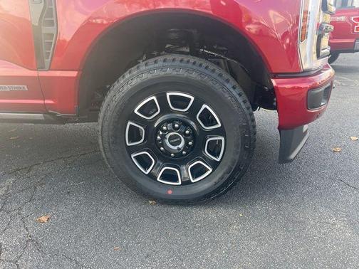 2026 Ford F-350 Platinum