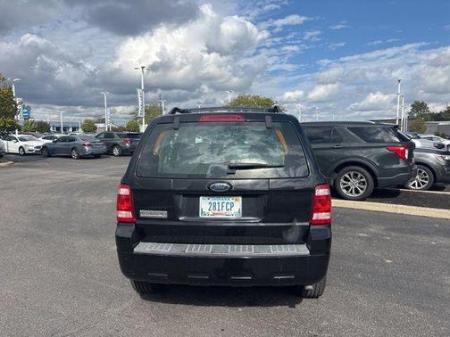 2009 Ford Escape XLS