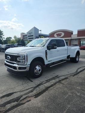 2025 Ford F-350 Lariat Super Duty