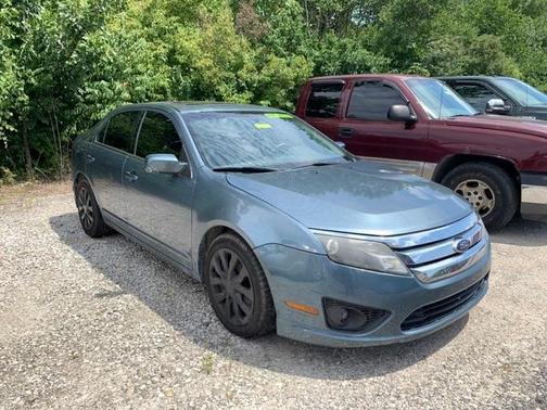 Photo 3 of 25 of 2011 Ford Fusion SE