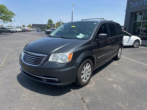 2012 Chrysler Town & Country Touring