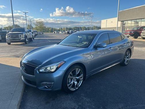 2018 INFINITI Q70L 3.7X LUXE