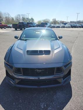 2025 Ford Mustang Dark Horse
