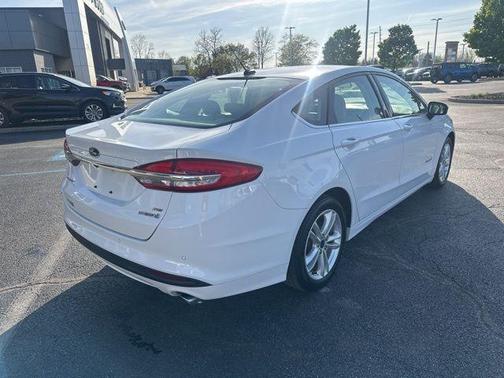 2018 Ford Fusion Hybrid SE