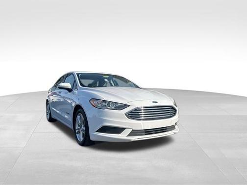 2018 Ford Fusion Hybrid SE