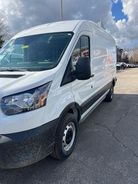 2025 Ford Transit-250 148 WB Medium Roof Cargo