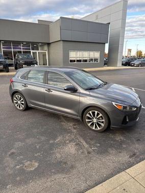 2019 Hyundai Elantra GT Base