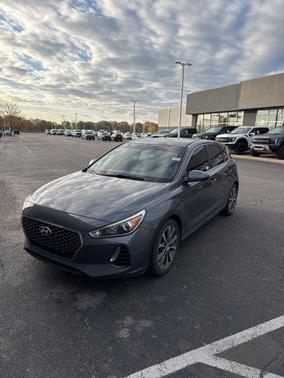 2019 Hyundai Elantra GT Base