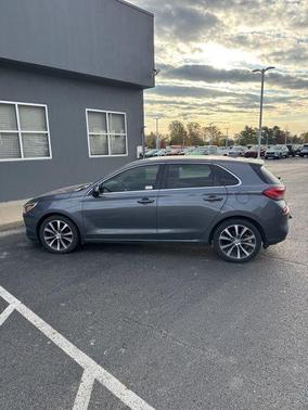 2019 Hyundai Elantra GT Base