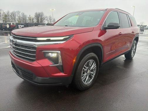 2025 Chevrolet Traverse LT