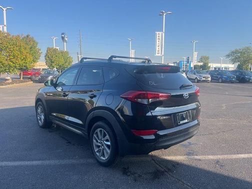 2016 Hyundai TUCSON SE