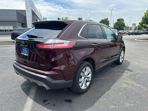 2024 Ford Edge Titanium