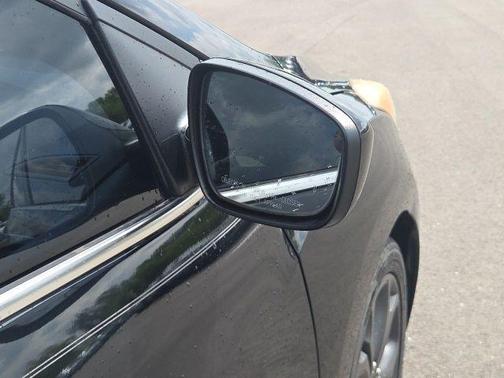 Black Noir Pearl 2013 Hyundai Elantra GT Base