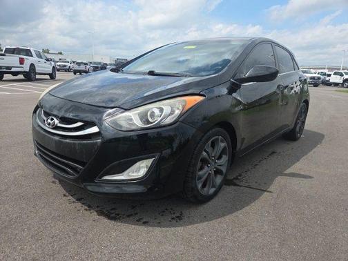 Black Noir Pearl 2013 Hyundai Elantra GT Base