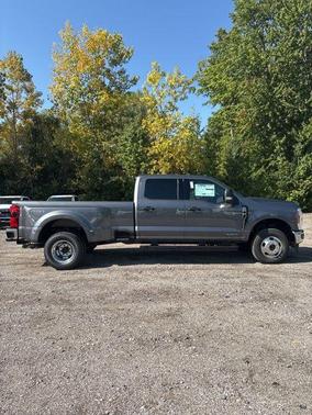 2026 Ford F-350 XLT