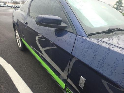 2011 Ford Mustang GT Premium