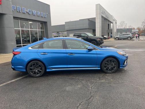2018 Hyundai SONATA Limited 2.0T