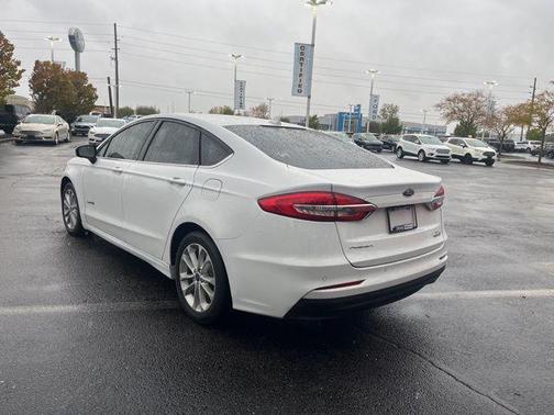 2019 Ford Fusion Hybrid SE