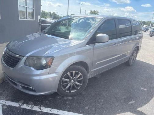 Billet Silver Metallic 2015 Chrysler Town & Country S