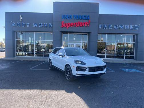 2025 Porsche Cayenne Base