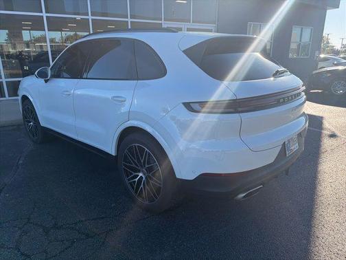 2025 Porsche Cayenne Base