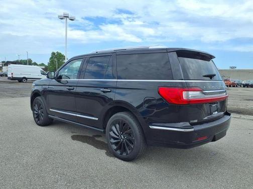 2021 Lincoln Navigator Reserve